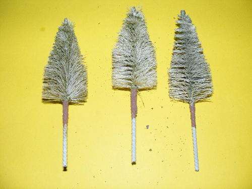 HO Bottle Brush Trees X 3