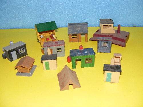 HO Job lot Small Buildings