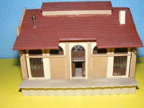 HO Station Building/ Goods Shed