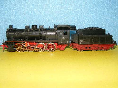 Fleischmann HO 0-8-0 Steam Loco and Tender.