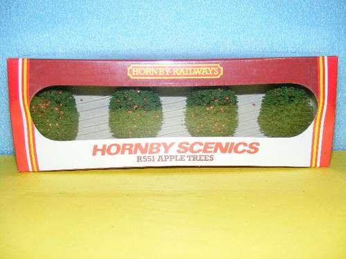 Hornby HO Apple Trees