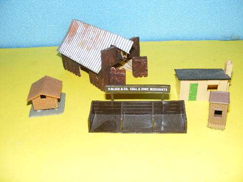 HO Joblot Buildings.