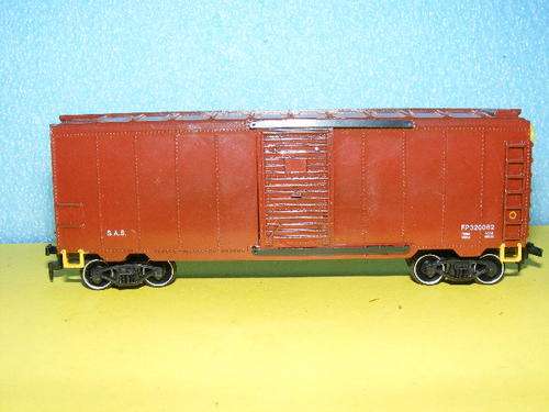 Life Like HO SAR/SAS Box Wagon