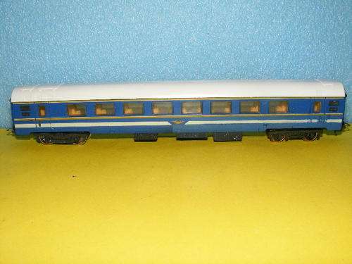 Lima HO SAR/SAS Blue Train Passenger Coach.