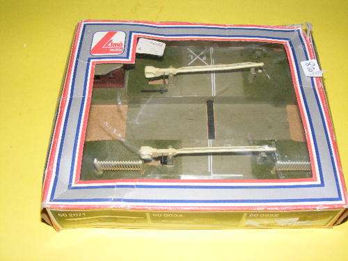 Lima HO Level Crossing (Boxed)