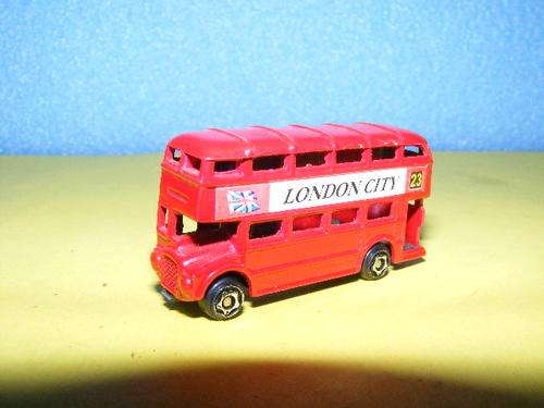 N - Gauge London Bus