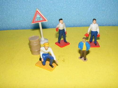 O-Gauge Figures