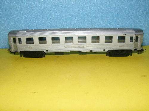 Lima HO Passenger Coach
