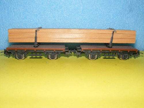 Lima HO Twin Flatbed with wood load.