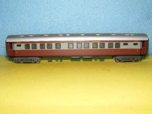 Lima HO SAR/SAS Trans Karoo 1st Class Passenger Coach.