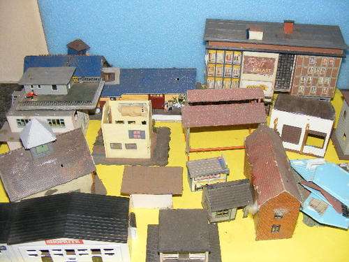 HO Joblot Scrap Buildings