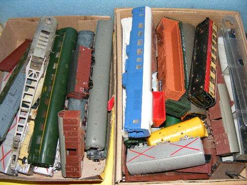 HO Joblot Scrap Rolling stock - For spares/ repairs