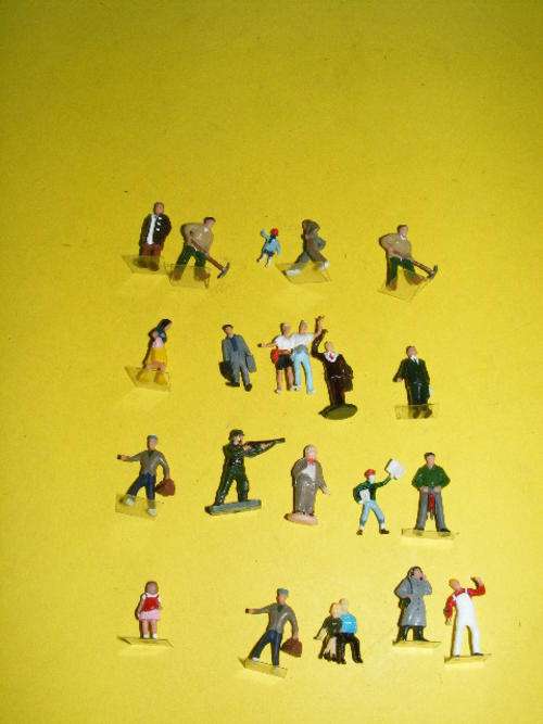 HO Figures X 20