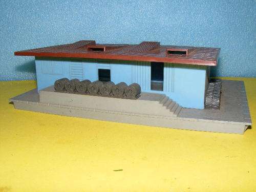 Lima HO Goods Shed.
