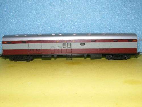 Lima HO SAR/SAS Trans Karoo Baggage Car.