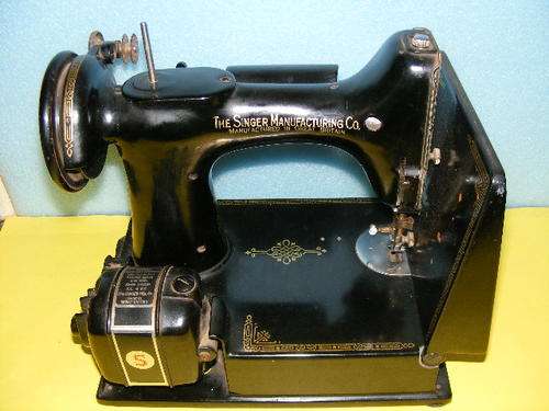 Singer Sewing Machine