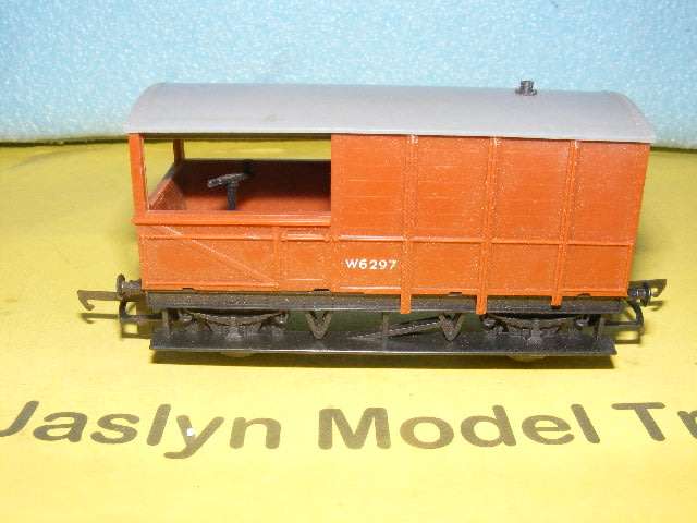 Tri-ang OO Caboose,