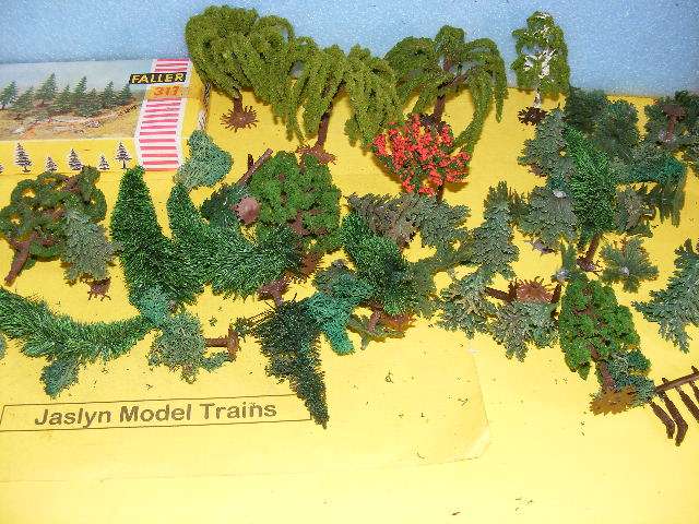 HO Job Lot Trees,
