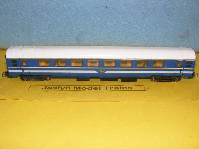 Lima HO SAR/ SAS Blue Train Passenger Coach,