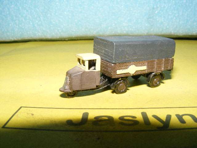 N Gauge Truck - Metal