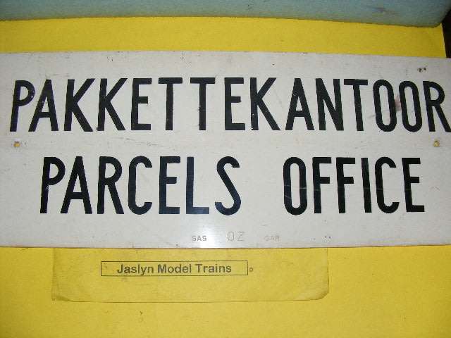 SAR/ SAS Parcel Office/ Pakkette Kantoor Sign