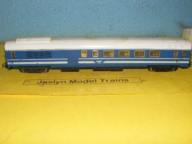 Lima HO SAR/ SAS Blue Train Composite Coach - White decals,