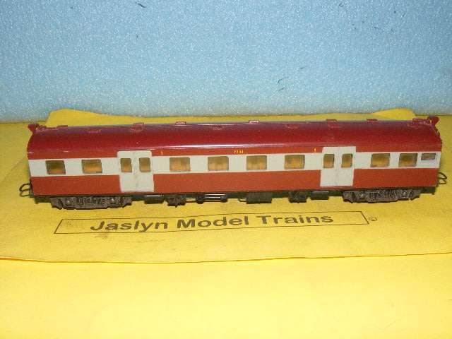 Lima HO SAR/ SAS Suburban Passenger Coach,