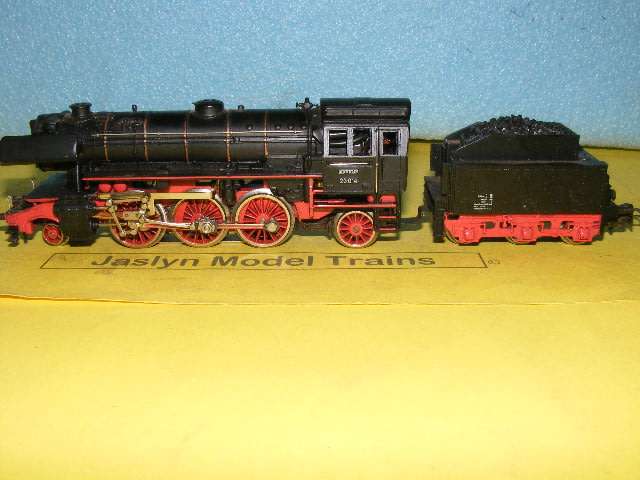 Marklin HO 2-6-2 Steam Loco and Tender,