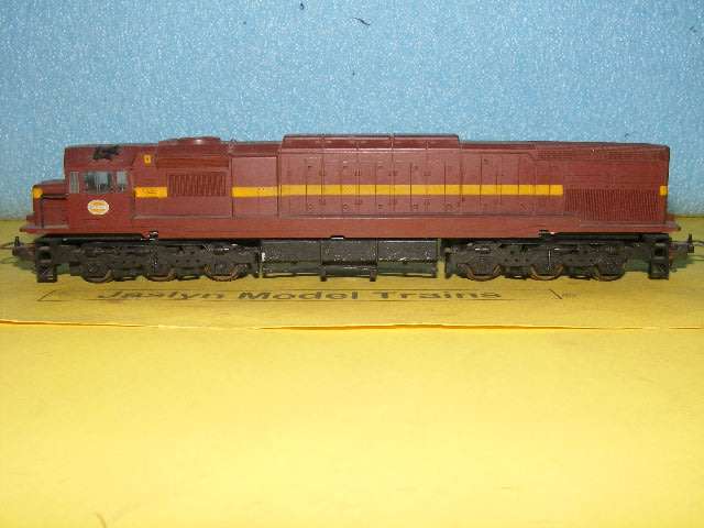 Lima HO SAR/ SAS Class 34 Diesel Loco