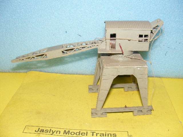HO Crane - For repairs,