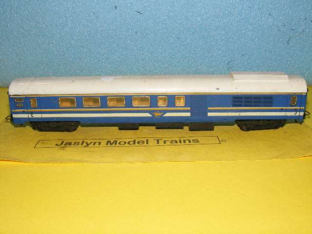 Lima HO SAR/ SAS Blue Train Composite Coach,