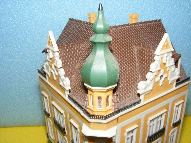HO Building