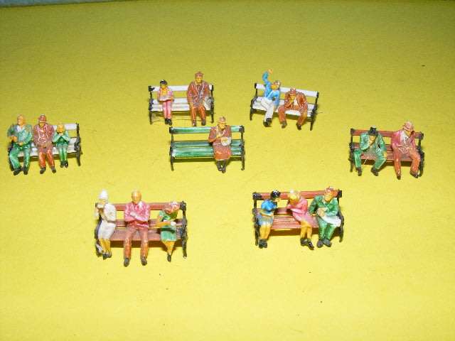 HO Benches with figures,