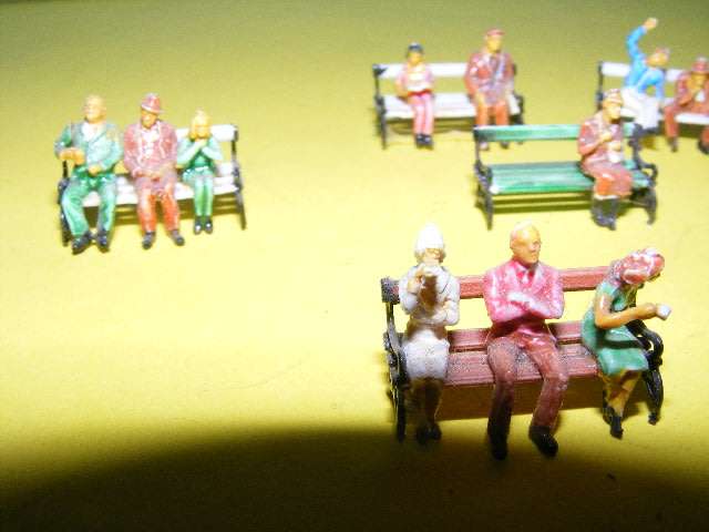 HO Benches with figures,