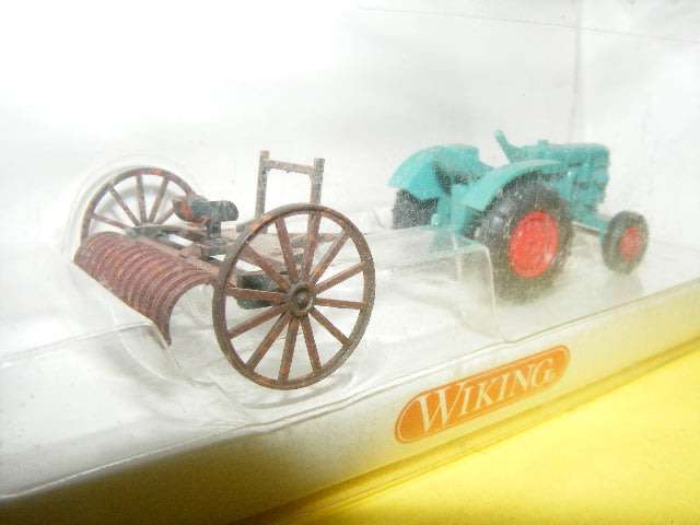 Wiking HO Tractor and Plough