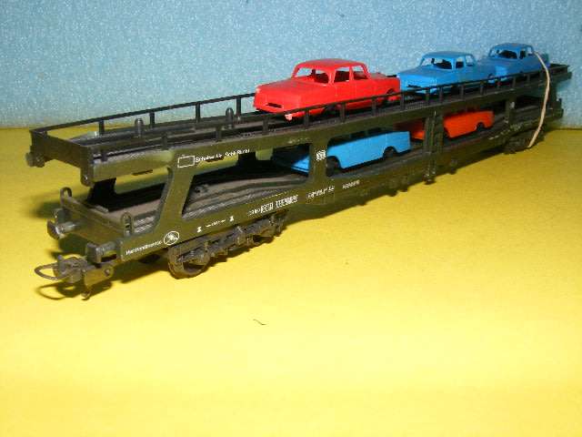 Lima HO Car Carrier - For repairs,
