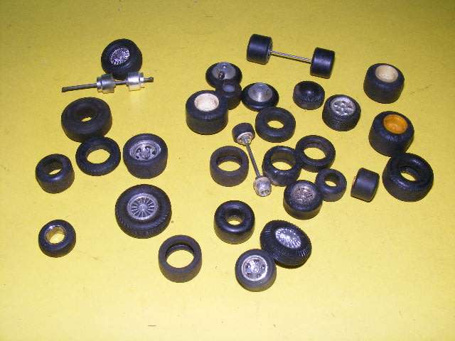 Job Lot Rubber/ plastic wheels.