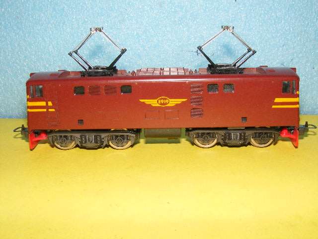 Lima HO SAR/ SAS Goods Train Set (Boxed)