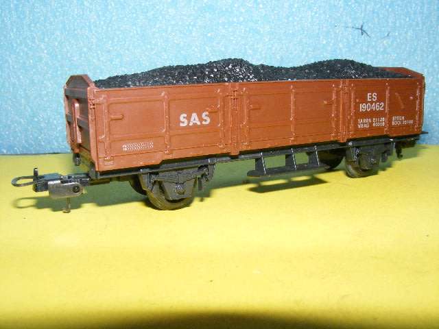 Lima HO SAR/ SAS ES Open Wagon with coal,
