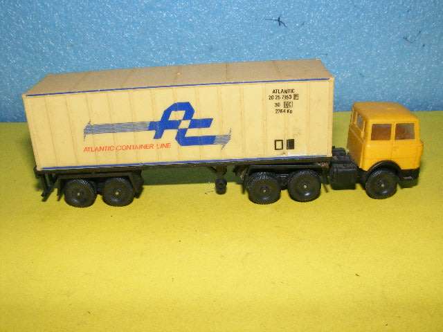 Lima HO Truck