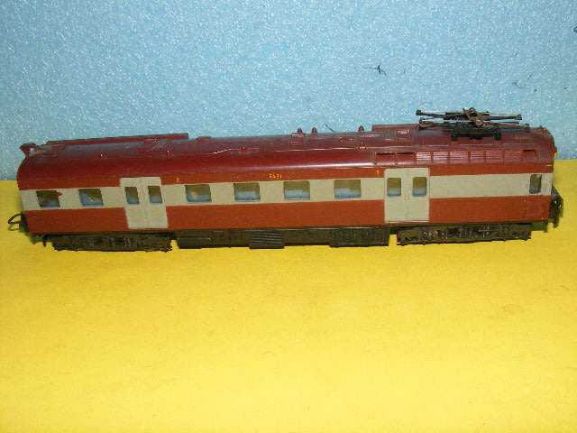 Lima HO SAR/ SAS Suburban Loco - Dummy