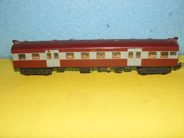 Lima HO SAR/ SAS Suburban Passenger Coach