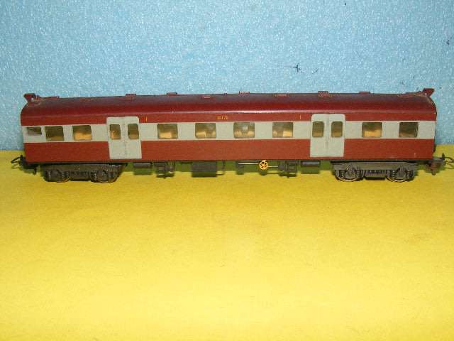 Lima HO SAR/ SAS Suburban Passenger Coach