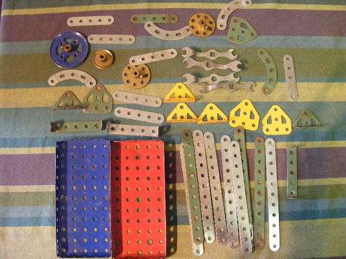 Meccano bits and pieces