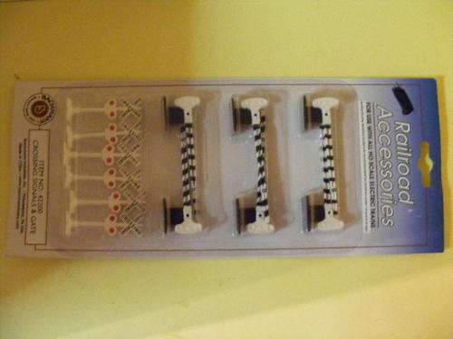 Bachmann Crossing signals and gates.