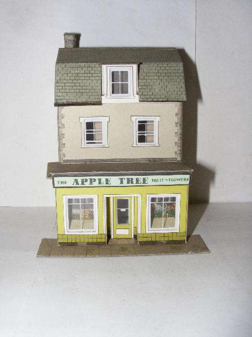 HO Fruit and Flower shop