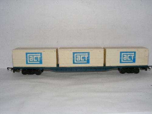 HO Flat bed with containers