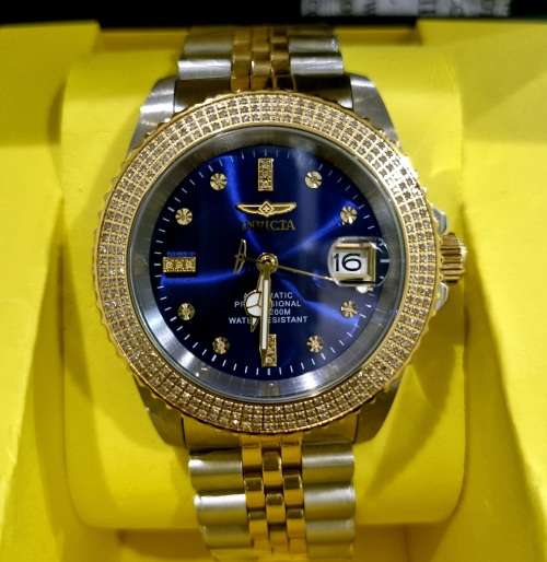 RETAIL R35999 INVICTA 1.2 CARAT AUTOMATIC 18KT PRO DIVER 42MM