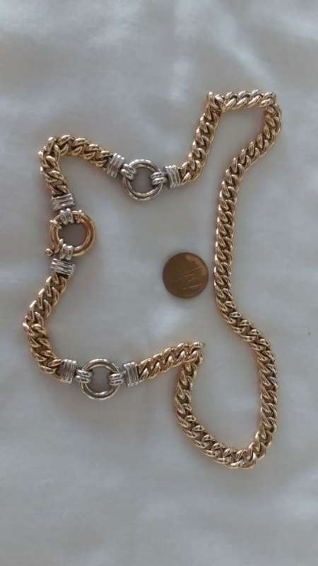 Italian Gold Necklace for a Woman