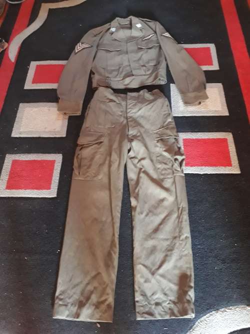 SADF Bunny Jacket and pants, Parachute first type cloth wing.